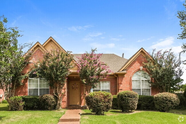 Building Photo - 8750 Overcup Oaks Dr Rental