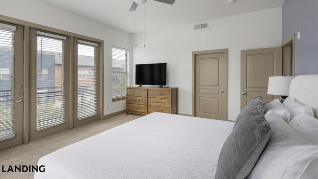 Photo - 5005 Galleria Dr Unit 1311