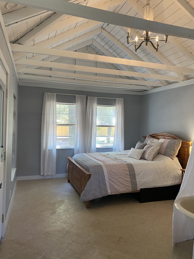 Photo - 513 Co Rd 219A Unit The Hideaway