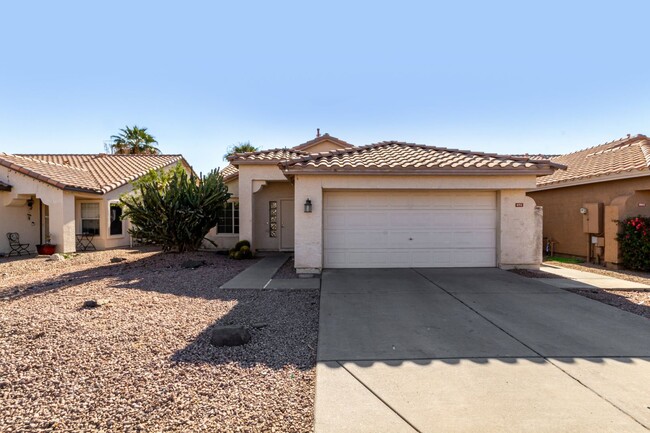 Charming 3-Bed, 2-Bath Single-Story Home i... - Charming 3-Bed, 2-Bath Single-Story Home i...