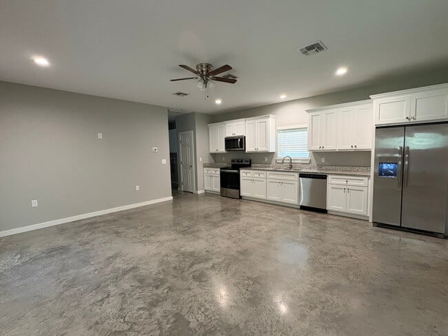 310 Spring Lake Dr
