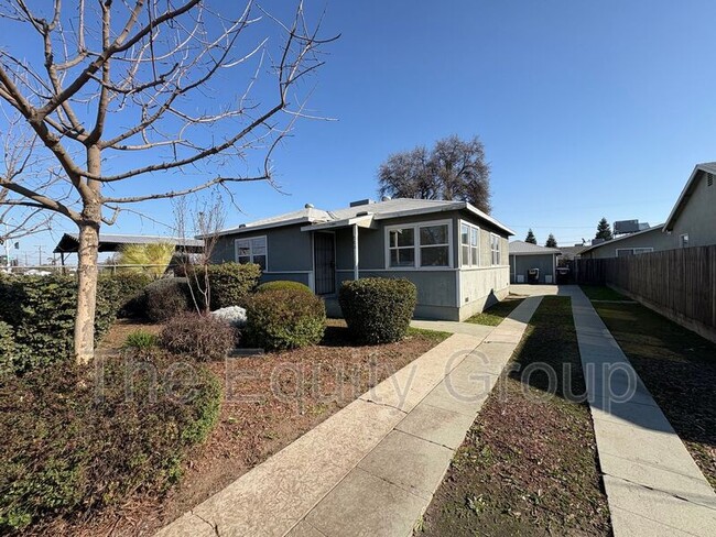 Building Photo - 500 N Hall St