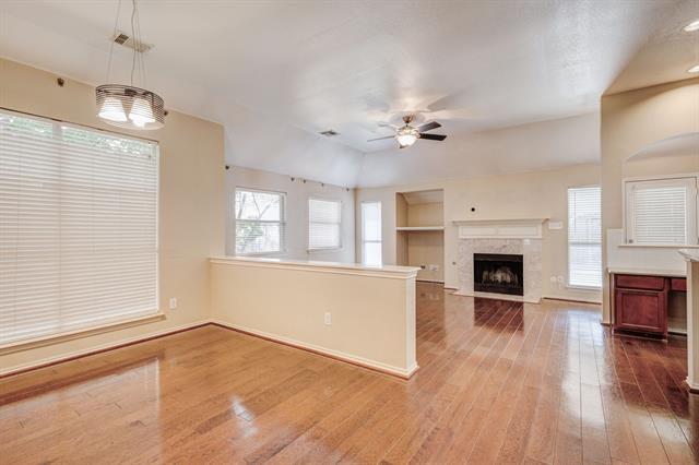 3200 Edgebrook Ct