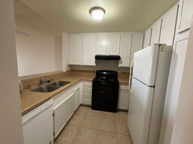 Photo - 5985 Dandridge Ln