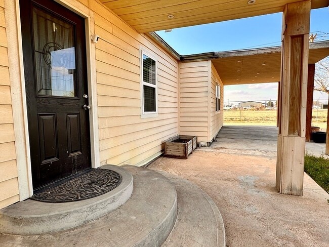 Photo - 2621 N Vega Ave