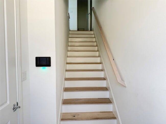 Photo - 14963 Magnolia St