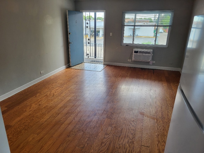 Building Photo - 3506 S 59th Ct