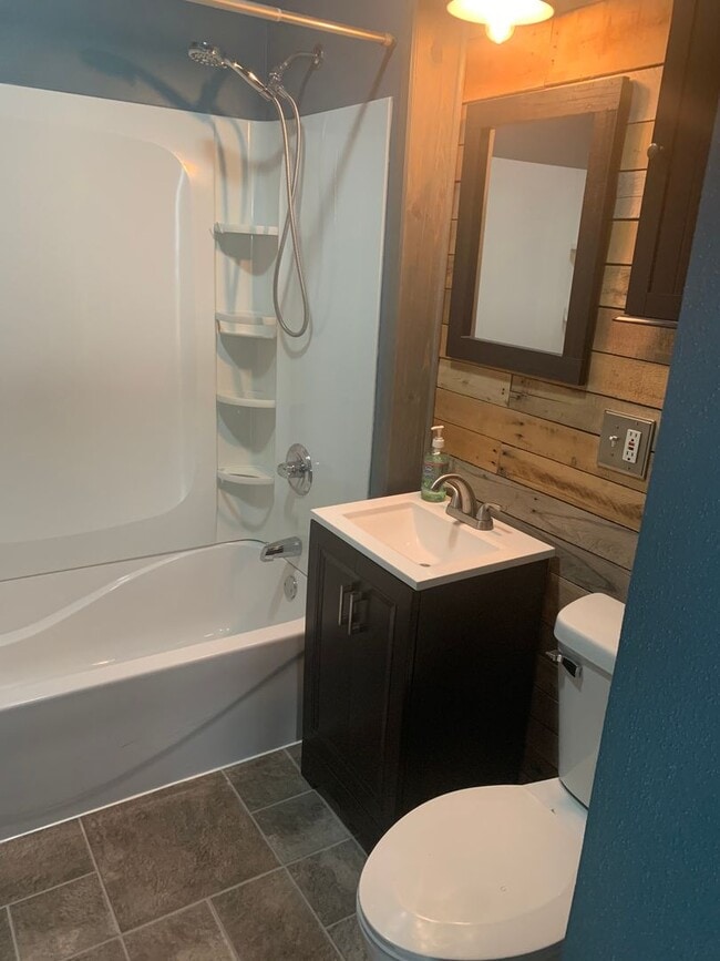 Photo - 120 Grand Blvd