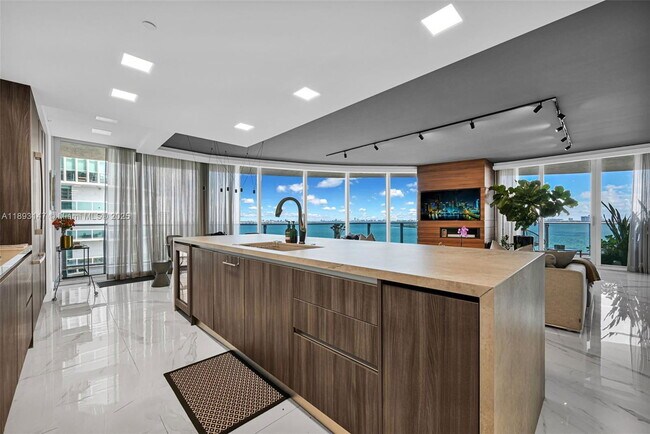 Photo - 488 NE 18th St