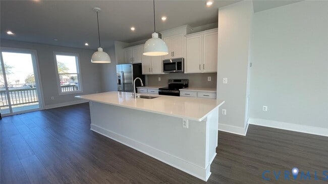 Photo - 10120 All Star Blvd