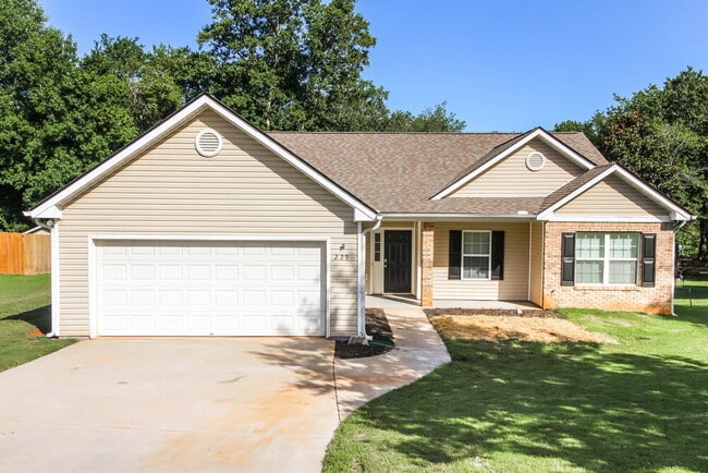 Building Photo - 229 Clearwater Dr