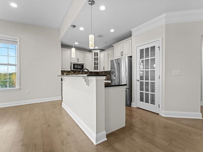 Photo - 115 Corning Fairbanks Way Unit 115