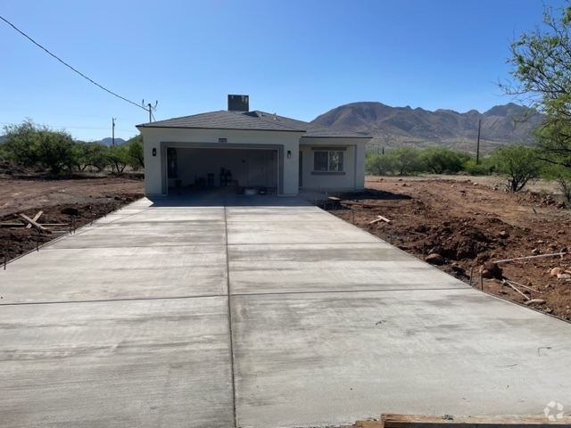 Building Photo - 1861 Tijuana Ct Rental