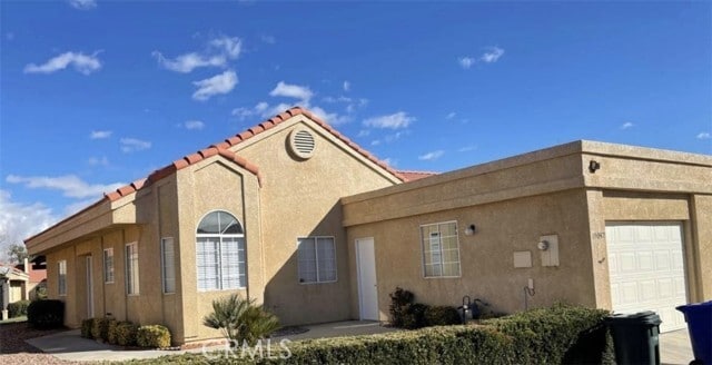 Building Photo - 19052 Primrose Ln