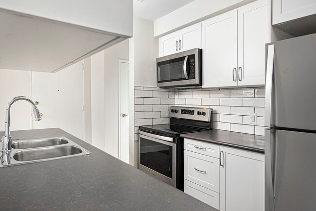 Photo - Marland Gardens