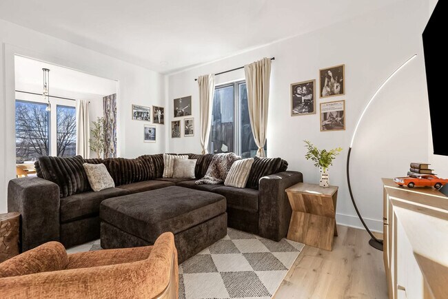 Photo - 554 Rosedale Ave Unidad ID1245504P