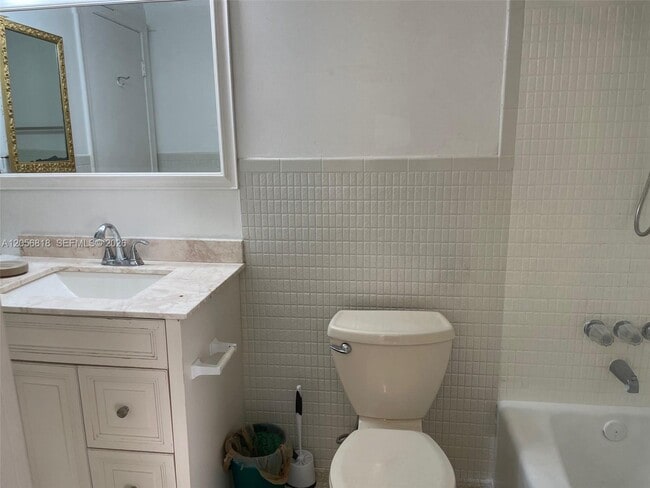 Photo - 14545 SW 73rd St Unit side