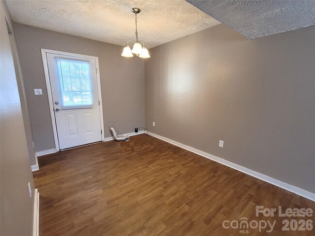 Photo - 1260 Fieldstone Rd