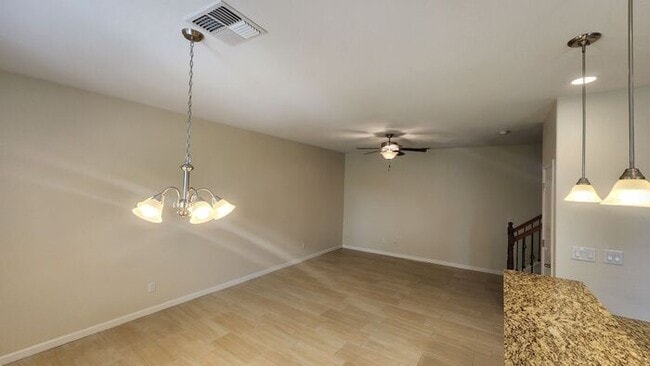 Building Photo - Coming Soon!! Town-home in Alamo Square!