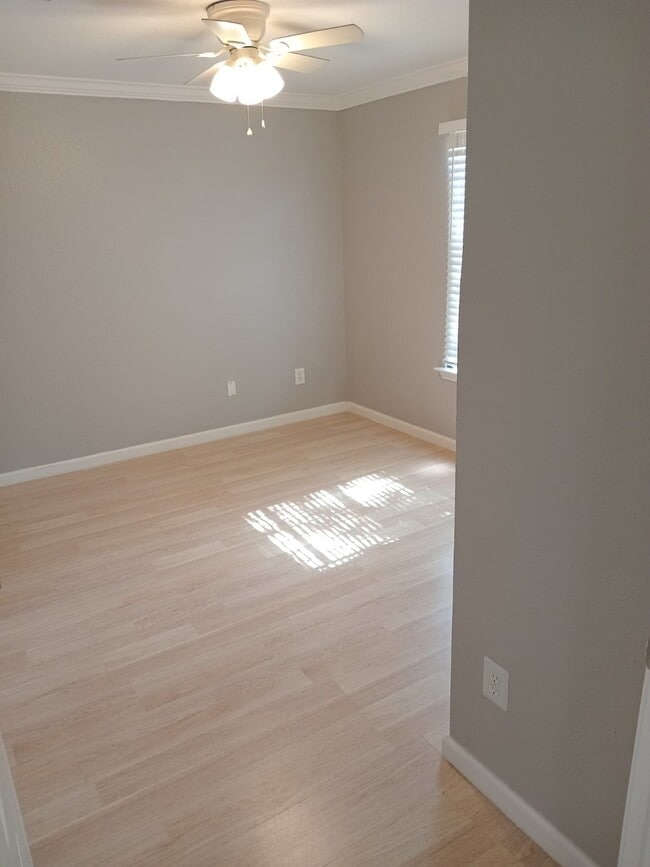 Photo - 11811 Greenmesa Dr