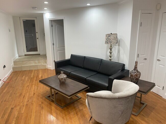 Photo - 1828 California St NW Apartments Unit B