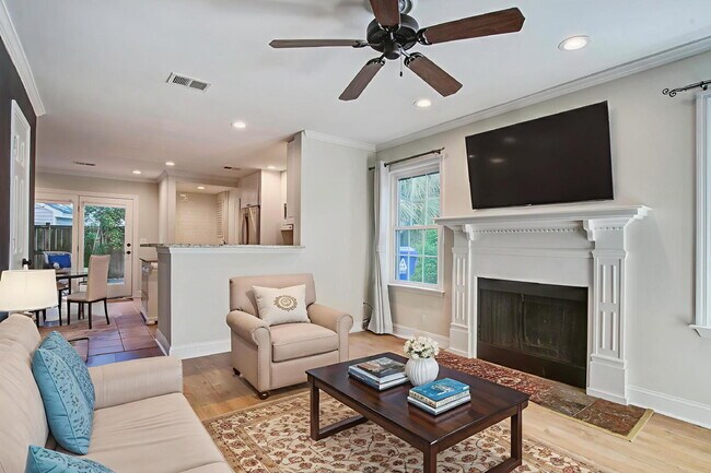 Photo - 1371 Cassidy Ct Unidad B