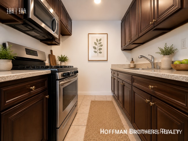 16215 Vanowen St Unit 10