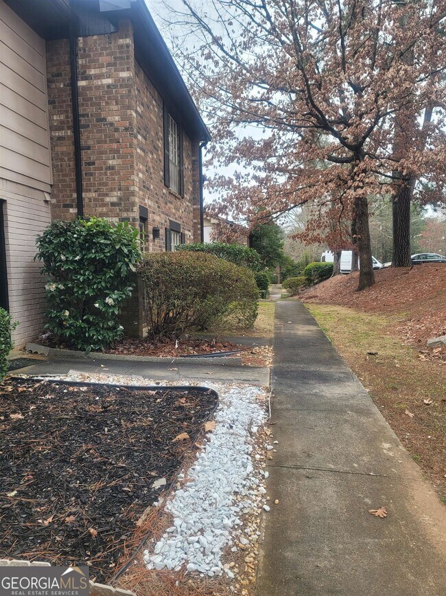 Photo - 647 Garden Walk Dr