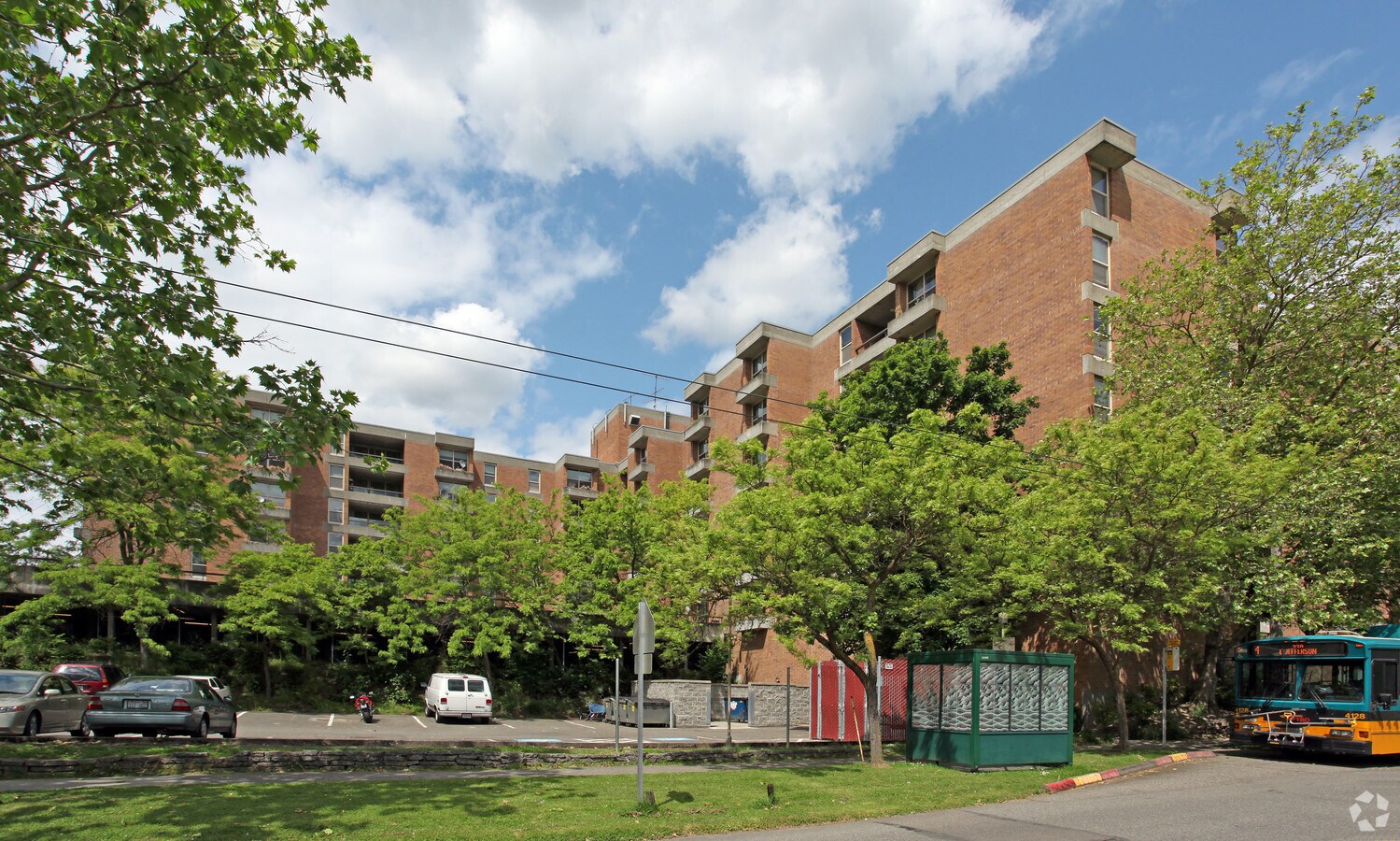 Photo - Center Park Apartments