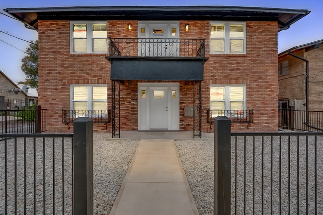 Photo - 316 W Cypress St