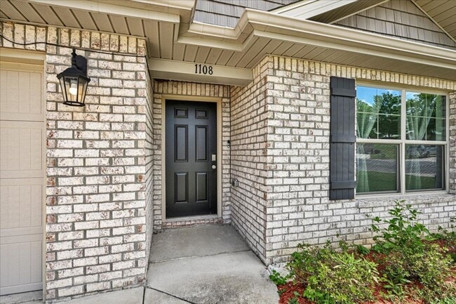 Photo - 4 Bedroom, 2 Bath