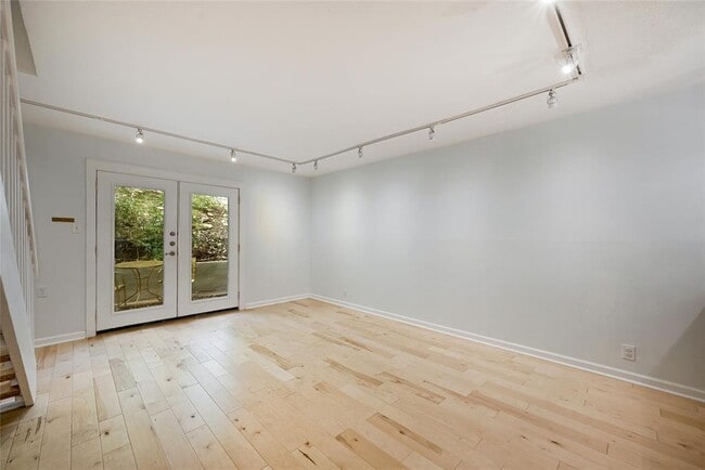 Photo - 5330 Balcones Dr Unit G