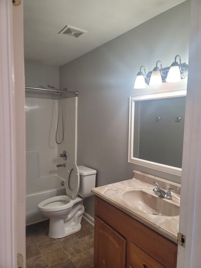 1489 Morgan Dr