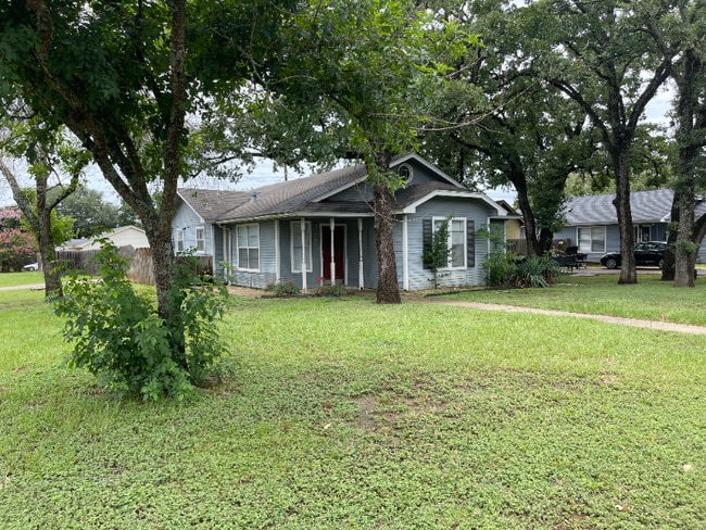 Building Photo - 3401 Augusta Ct Rental