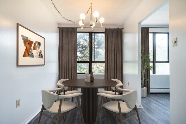 Photo - Fiddlers West Apartments