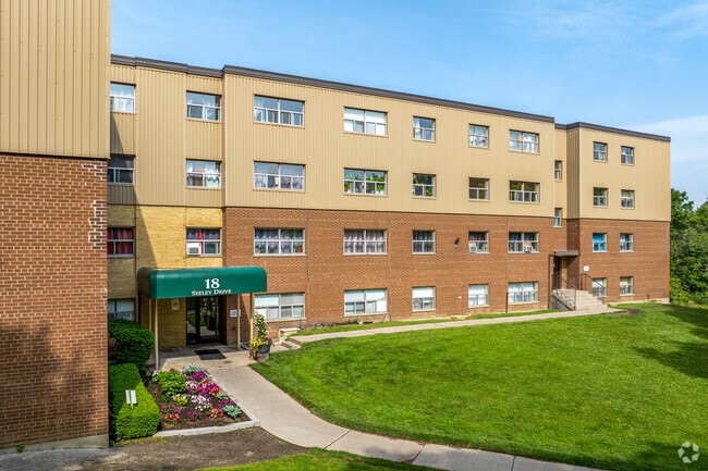 Building Photo - 18 Seeley Drive