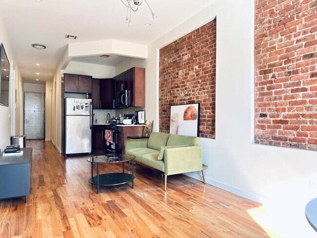 Photo - Furnished room/NOT APARTMENT Unit 1