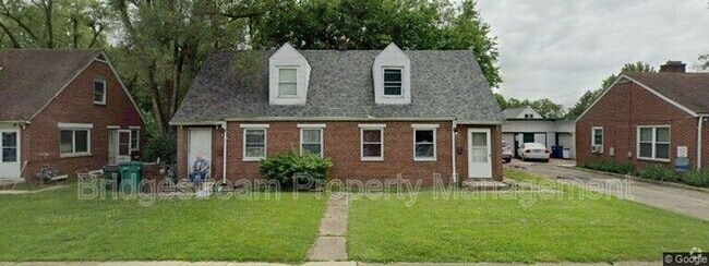 Building Photo - 350 Wallace Dr Rental