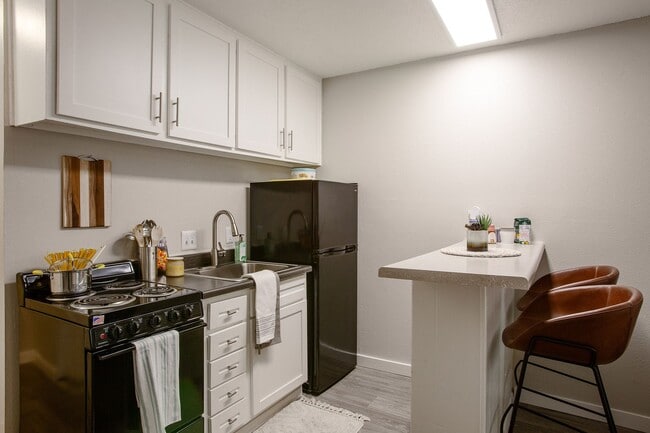 Encanto Lofts Apartments