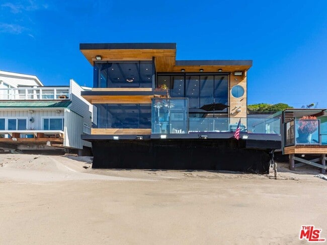 Building Photo - 24958 Malibu Rd Rental
