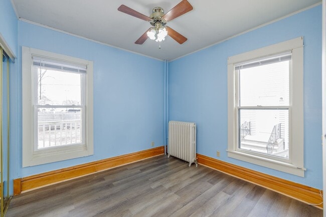 Photo - 547 Jefferson St Unit Lower