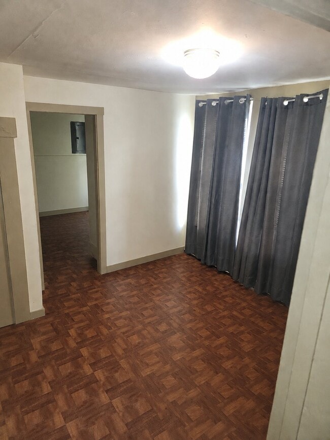 37 Maple St Unit 6