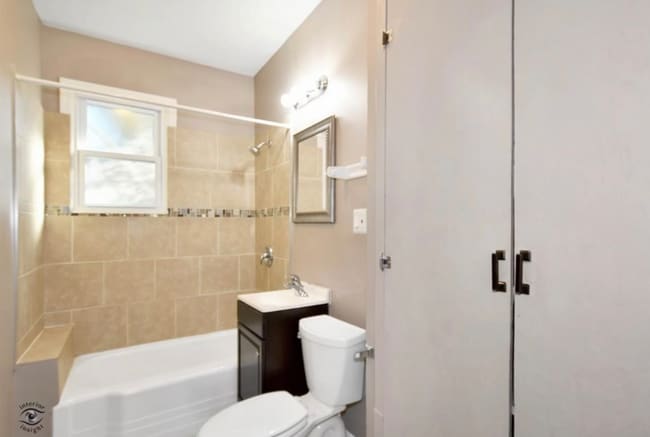 Photo - 2107 183rd St Unit 1