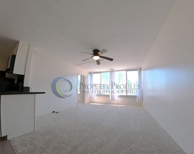 Photo - 1 Bedroom, 1 Bath condo unit at The Elms Unidad 802
