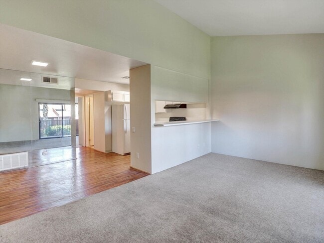 Photo - 291 E Mel Ave Unidad 253