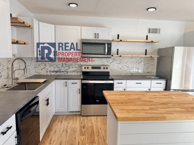 Photo - 2377 Gail Dr. Unit 2375 Gail Dr.