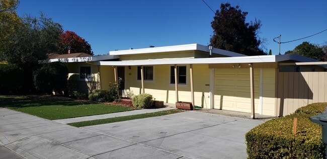 Building Photo - Excellent, Well Preserved and Restored 3 Bedroom Home - Available Soon!