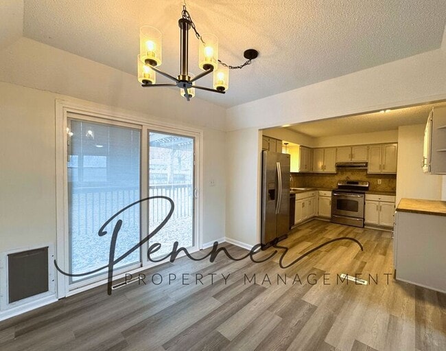 Photo - 101 SW Chicago St