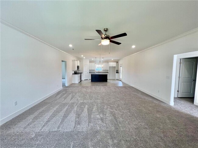 Photo - 2005 E Hudson Dr