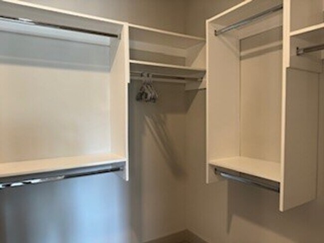 3699 Lenox Rd NE Unit SI ID1332026P